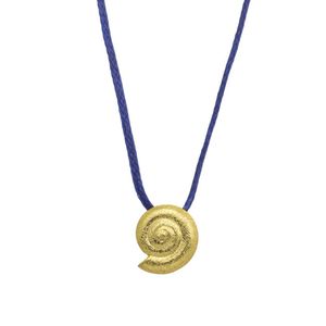 1. Collana filo “lumaca di mare” blu