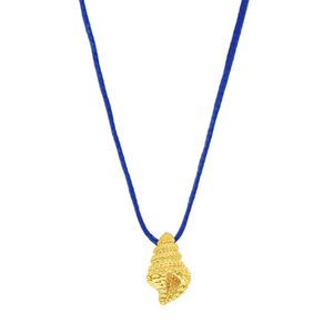 1. “Shell” thread necklace blue