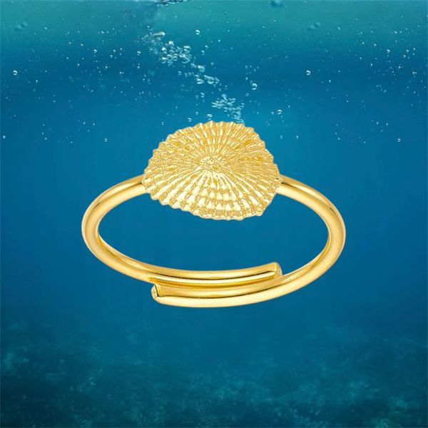 3. Anello regolabile “patella di mare” oro BRASS Workshop dsd28