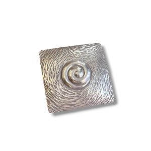 1. Spiral square pendant silver gray