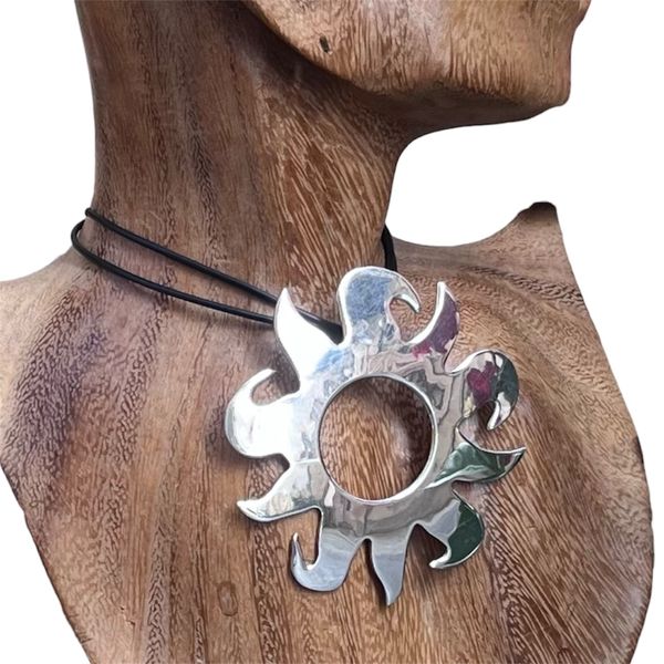 3. Pendente “Sole” grigio argento BRASS Workshop m26p04