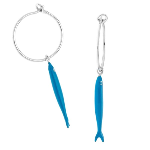 Hoop earrings with a dangling "fish" silver gray Arteon