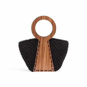 1. Mini borsetta all'uncinetto Nefele nero