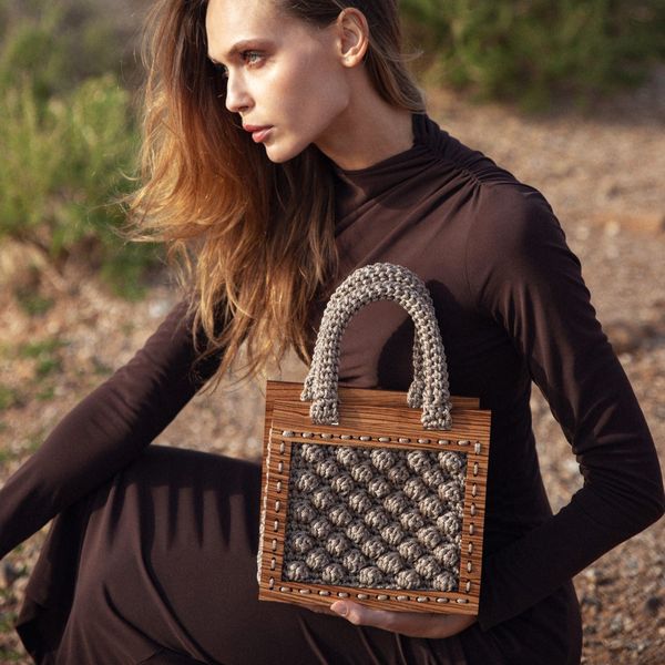 2. Mini borsa tote all'uncinetto Armonia beige ILIAS VARDAVAKIS armbag