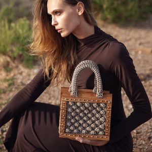 2. Mini borsa tote all'uncinetto Armonia beige