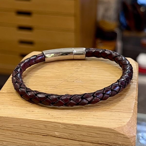 3. Round braided bracelet brown BRASS Workshop brp04