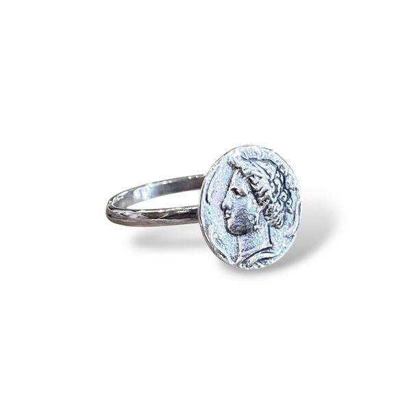 1. Anello piccola moneta “Aretusa” grigio argento BRASS Workshop aaa02