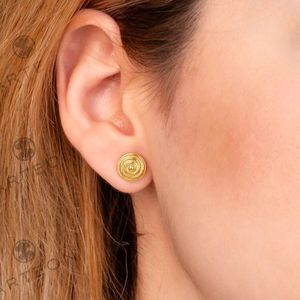 2. Round spiral earrings gold