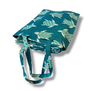 2. Sea turtle sarong Green