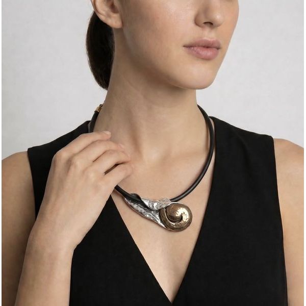 2. “Wind Dance” Pendant Necklace silver gray Giuseppe Mandile cr127
