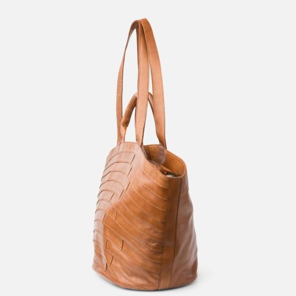 2. Biba Lewisburg Bricks Large Shoulder Bag brown BIBA leb1l