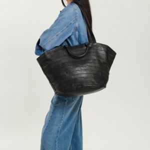 3. Biba Lewisburg Bricks Large Shoulder Bag black