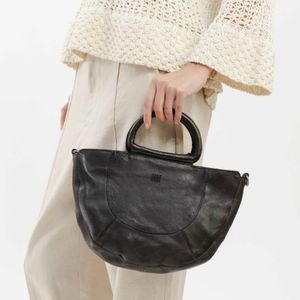 2. "Milbridge" shoulder bag black