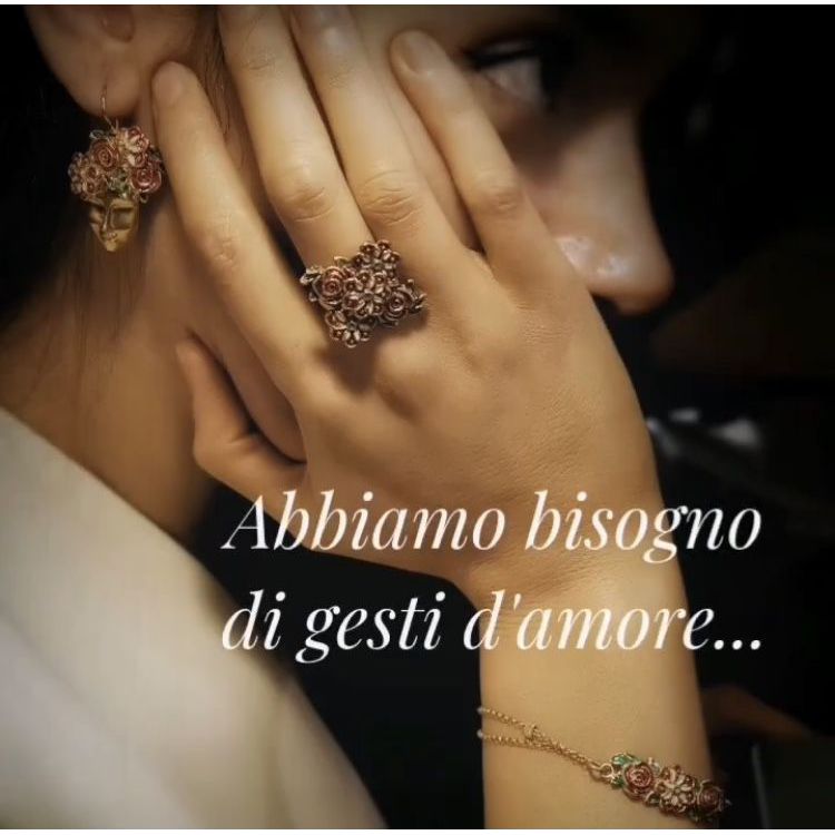 3. Women's face earrings gold GIULIANAdiFRANCO gioielli j-e164