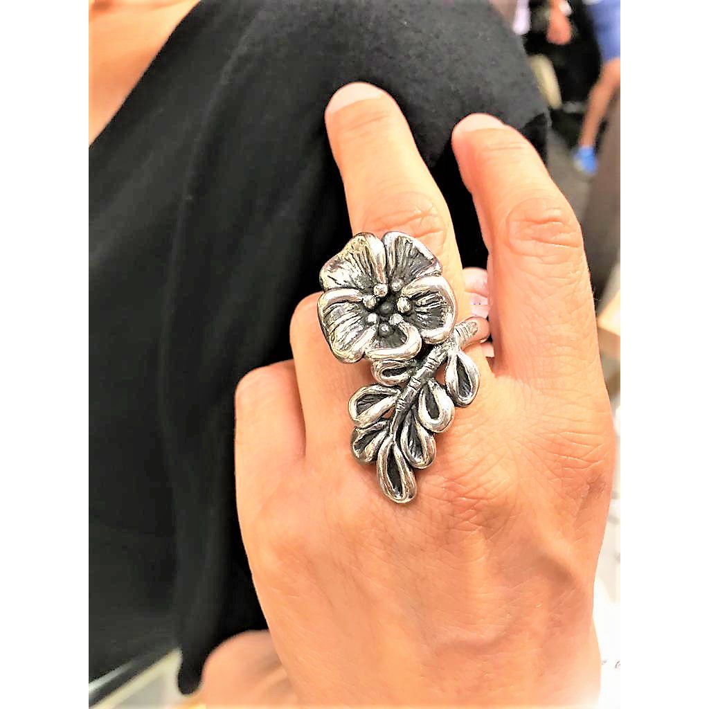 3. Flo, silver ring Silver Grey BRASS Workshop brsaa05