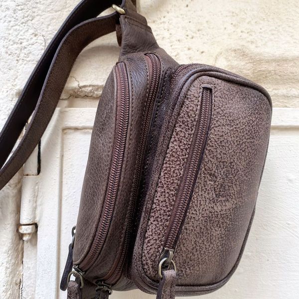 CTM Marsupio In Vera Pelle Con 6 Tasche Cerniera - Cinghia Regolabile - Perfetto Per Viaggi E Festival - 30x12x7 Cm