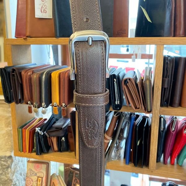 1. Handcrafted leather belt dark brown BRASS Workshop cpa01