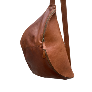 1. Single shoulder leather maxi pouch brown BRASS Workshop msp01