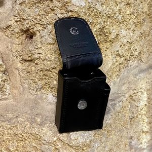 3. Porta sigarette in pelle nero BRASS Workshop nf8568