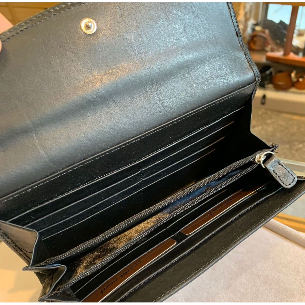 4. Portafoglio maxi in pelle nero BRASS Workshop op-8387