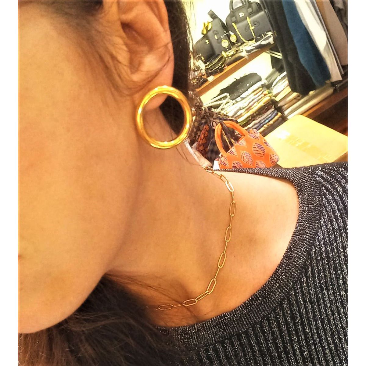 3. Geometric earrings gold Antùra Accessori aom18510
