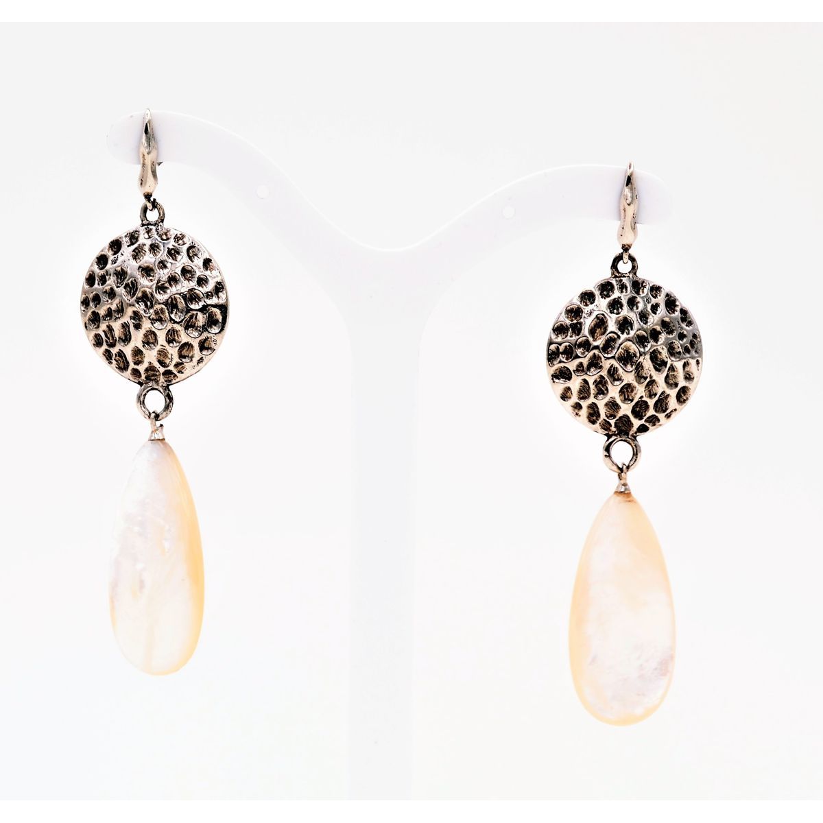 1. Drop nacre, silver earrings white BRASS Workshop crlor06