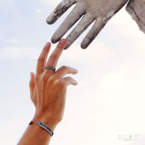 3. Anello Era fede grigio argento