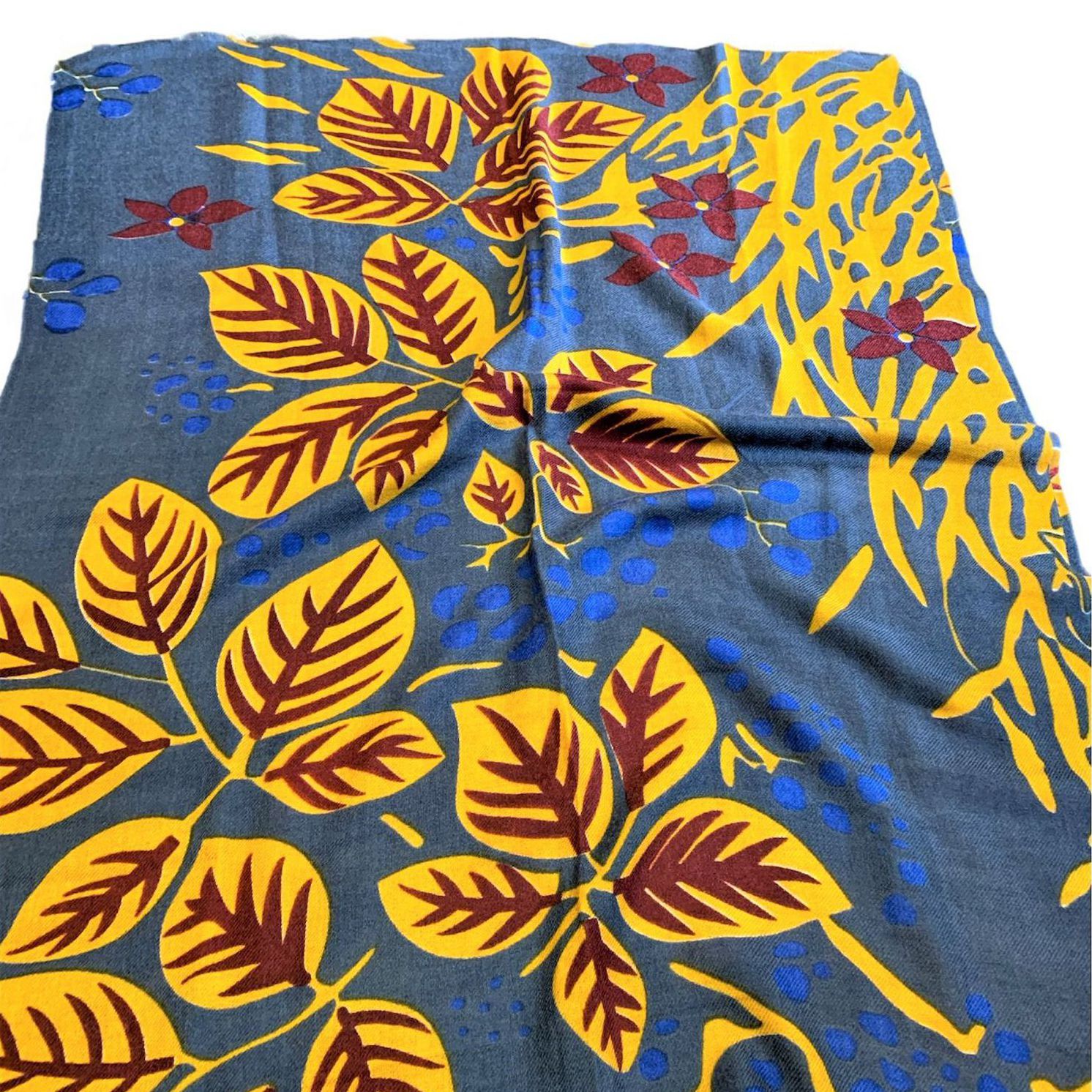 Sciarpe Quadrate Da Donna In Seta Al 100% Scialle Con Stampa Di Lettere Floreali, 170 Cm X 65 Cm Da 17,63 € | DHgate Sciarpe Quadrate Da Donna In Seta Al 100% Scialle Con Stampa Di Lettere Floreali, 170 Cm X 65 Cm Da 17,63 € | DHgate
