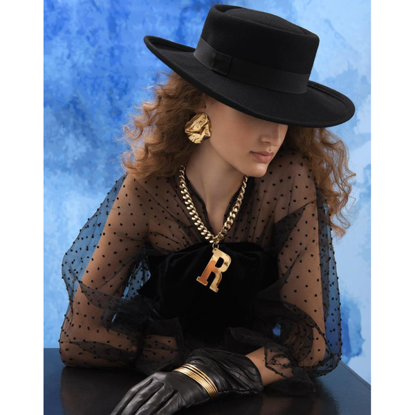 3. Letter chain necklace gold Antùra Accessori acm20020