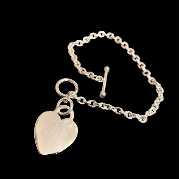 1. Heart pendant chain bracelet silver grey BRASS Workshop bar37