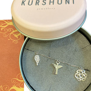 2. Small pendant bracelet Silver gray
