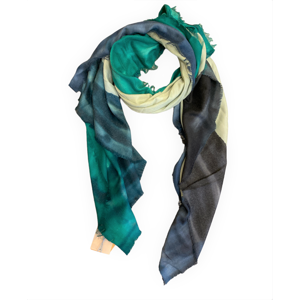 2. Cashmere scarf N546 green BRASS Workshop