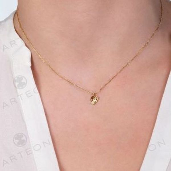 1. Collana foglia pendente oro Arteon 32508-040