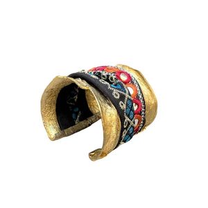 2. Mix slave bracelet gold