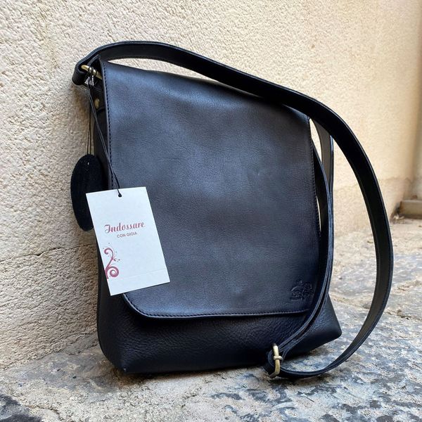 3. Leather flap shoulder strap black BRASS Workshop tpa06