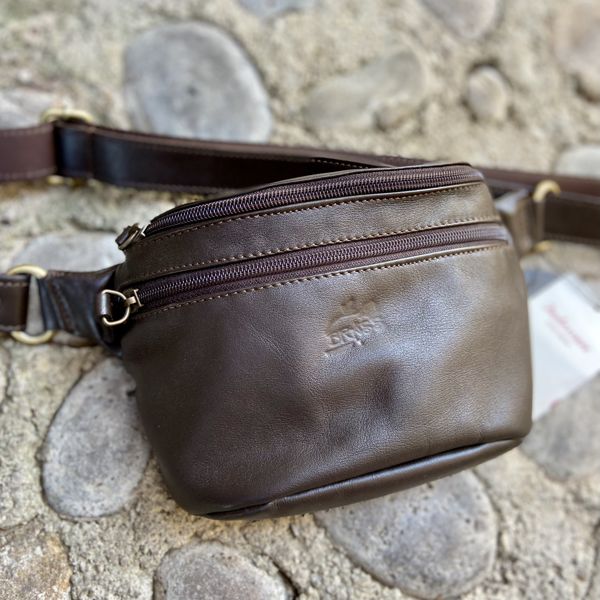 2. Compact fannypack Dark brown BRASS Workshop mp04