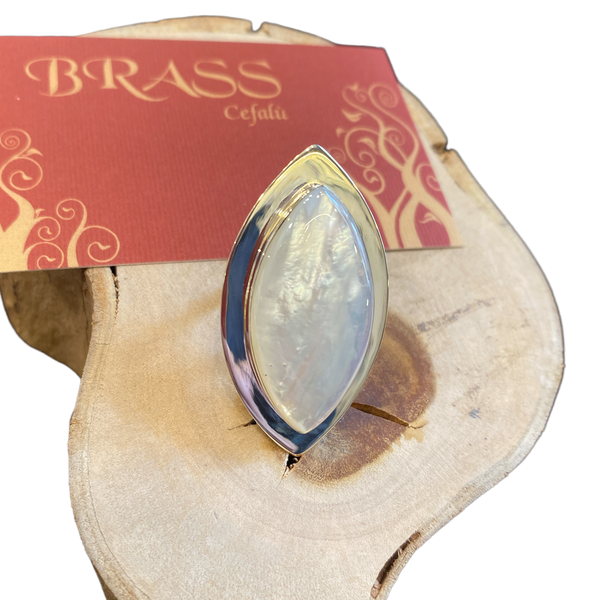 1. Anello rombo di madreperla bianco BRASS Workshop g23a08