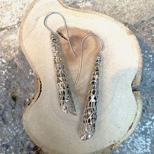 Orecchini Radiated grigio argento BRASS Workshop