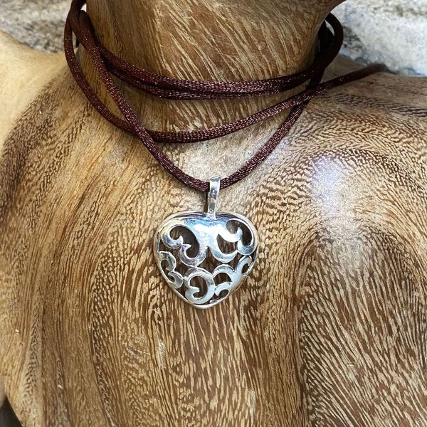 3. Perforated rounded heart pendant silver grey BRASS Workshop f23pe10