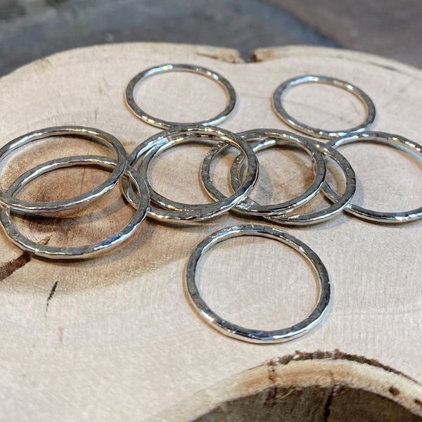 2. Hammered wedding ring 1 mm silver grey BRASS Workshop f23a13