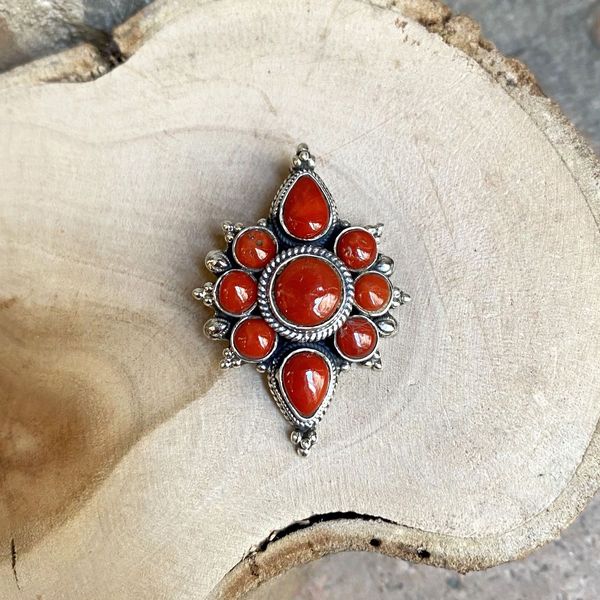 3. Rhombus pendant with coral coral BRASS Workshop bspe10