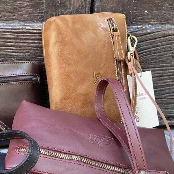 1. Clutch bag leather brown BRASS Workshop ppa01
