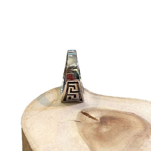 4. Polished rectangular ring with engraving silver grey BRASS Workshop f23a30