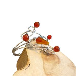 Bracciale rigido con pietre di corniola marrone BRASS Workshop