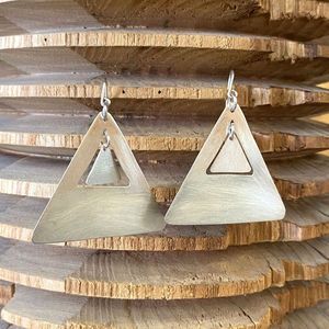 2. Geometric triangle earrings silver grey