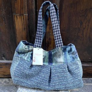 2. MAN45 bag teal