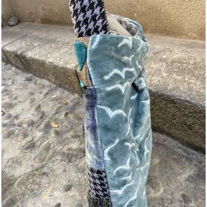 3. Borsa artigianale 48 celeste