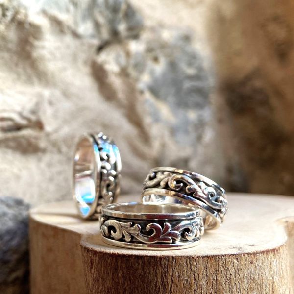 4. Baroque spinner ring silver grey BRASS Workshop 24an07