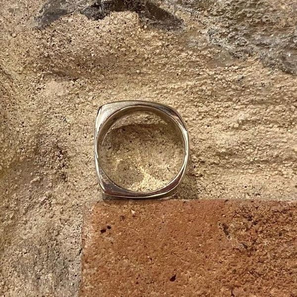 1. Anelo fascione quadro torto grigio argento BRASS Workshop 24an11
