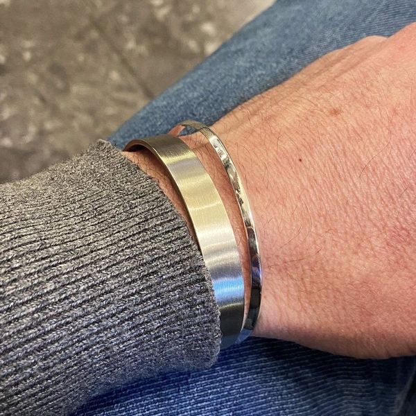 1. Rigid triangular tube bracelet silver grey BRASS Workshop 24br14